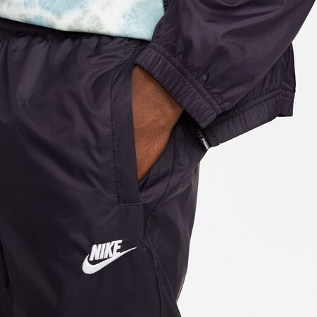 inundar Patológico católico Compra NIKE Sportswear Club Lined Woven Track Suit cave purple/white Last  sizes en SNIPES